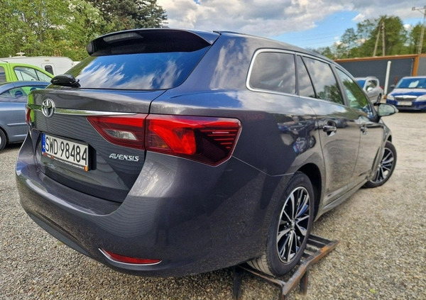 Toyota Avensis cena 79900 przebieg: 88241, rok produkcji 2018 z Rybnik małe 529
